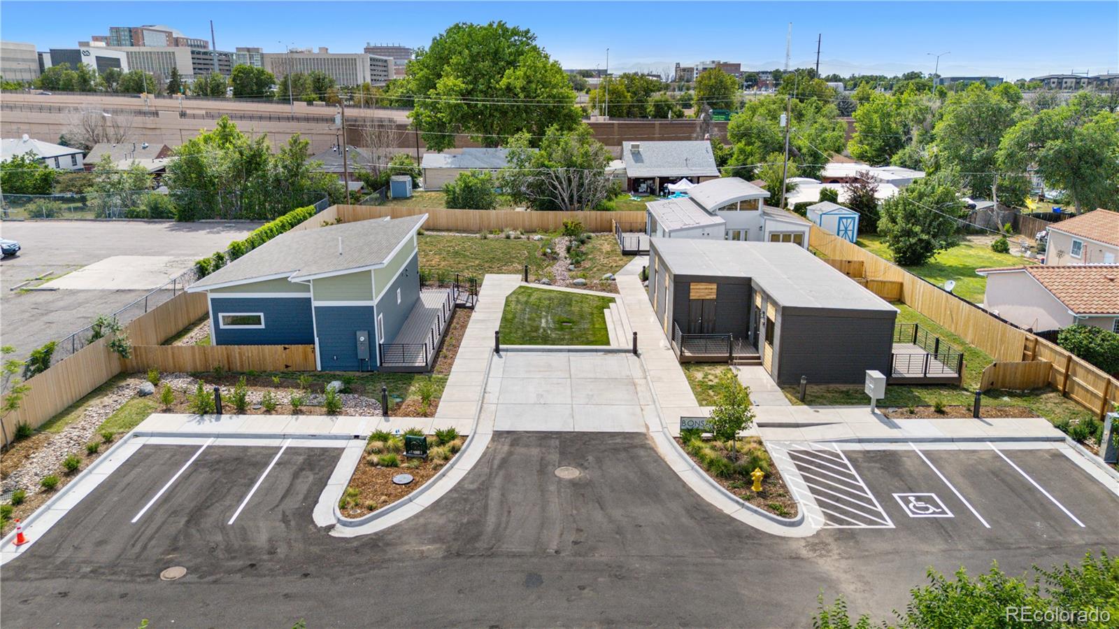 1959 Blackhawk Street Aurora CO 80011