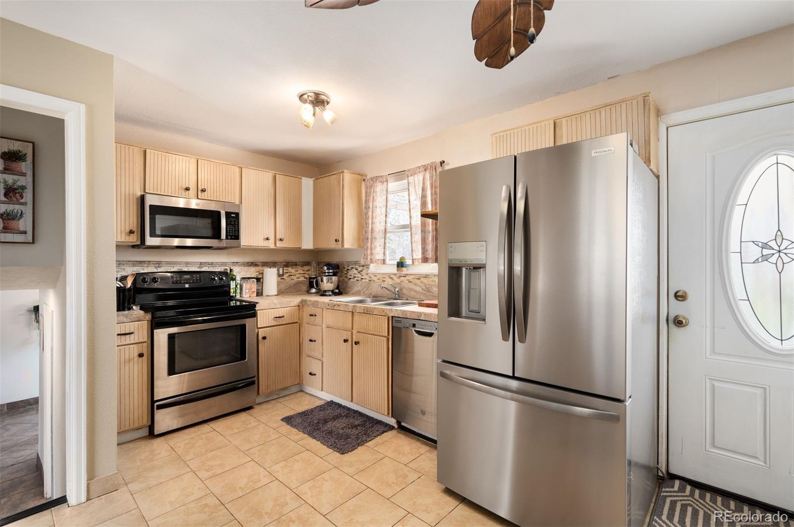 1052 Lewiston Street Aurora CO 80011
