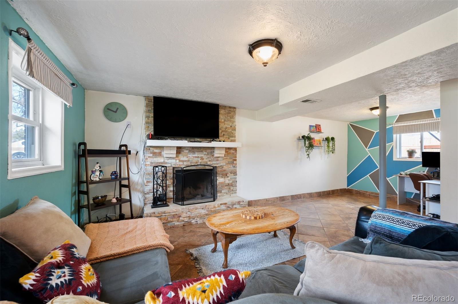 1052 Lewiston Street Aurora CO 80011