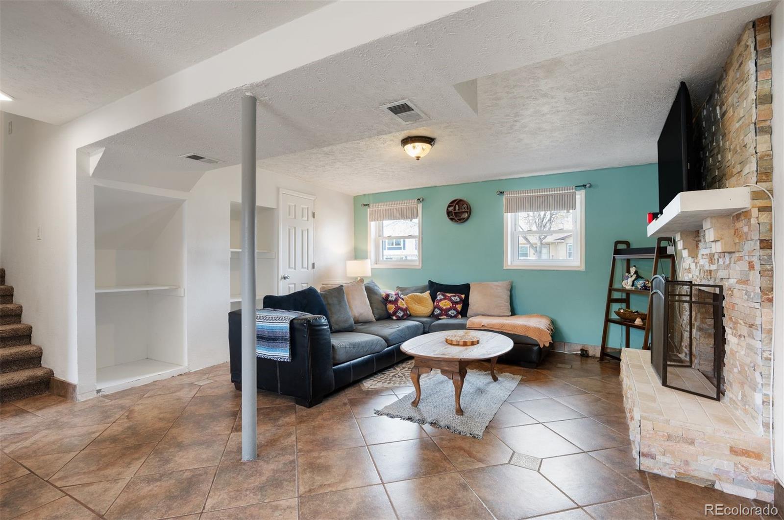 1052 Lewiston Street Aurora CO 80011