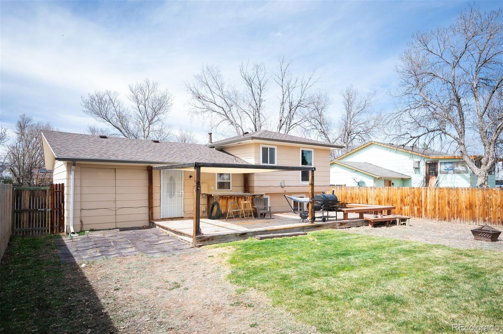 1052 Lewiston Street Aurora CO 80011