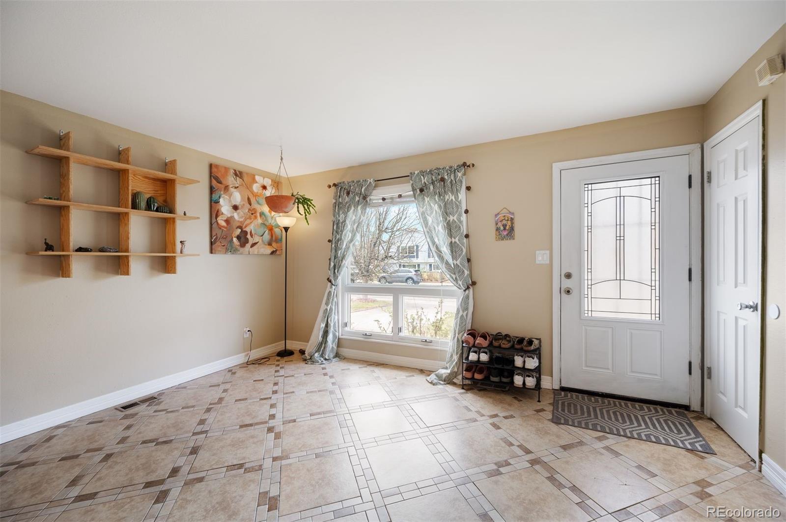 1052 Lewiston Street Aurora CO 80011