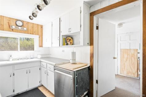 994 Welch Street Lakewood CO 80401