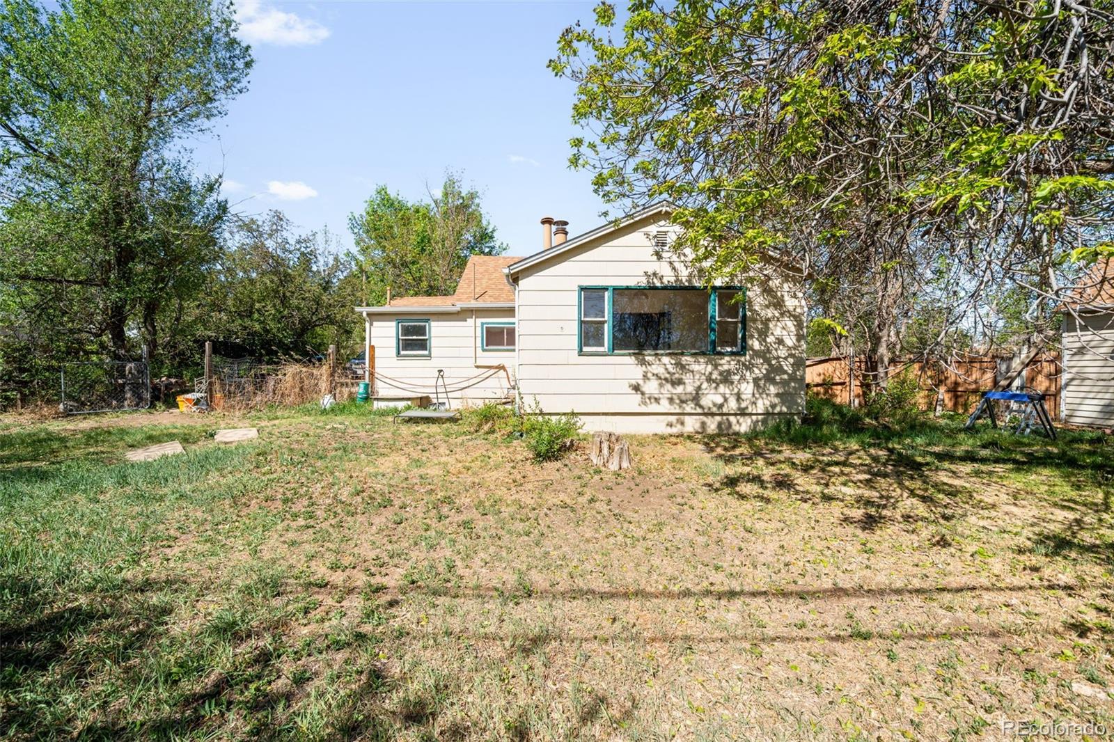 994 Welch Street Lakewood CO 80401