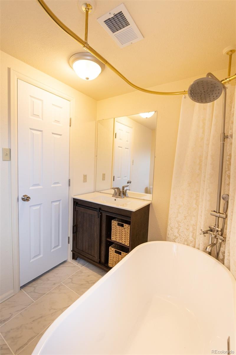 9995 W Wesley Avenue Lakewood CO 80227