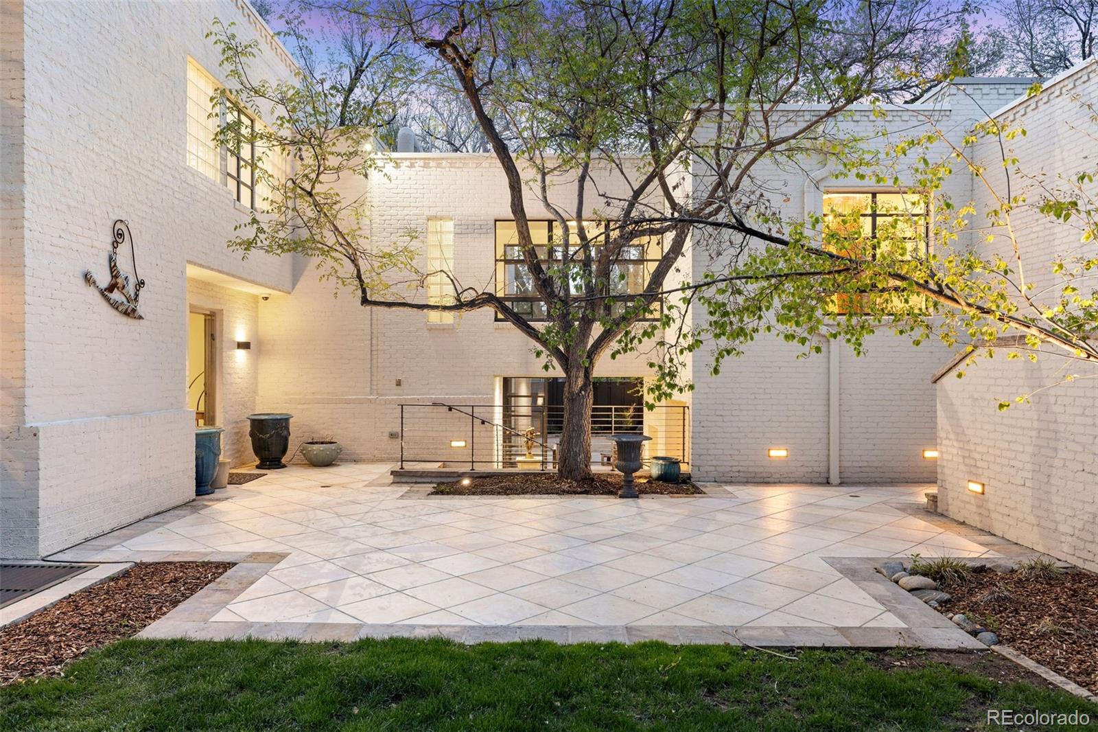 Denver CO, 3000 E Exposition Avenue