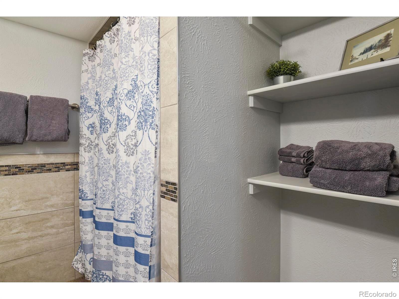 2326 Gay Street Longmont CO 80501