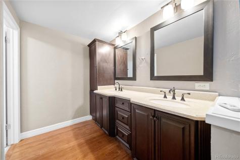 2889 S Newark Place Aurora CO 80014