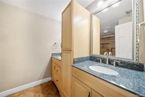 2889 S Newark Place Aurora CO 80014