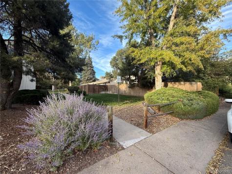 2889 S Newark Place Aurora CO 80014