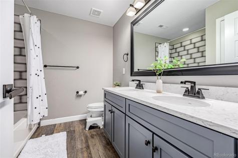 6552 S Biloxi Way Aurora CO 80016