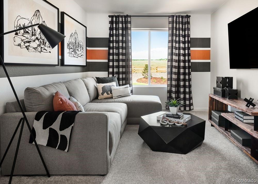 8722 Whiteclover Street Littleton CO 80125