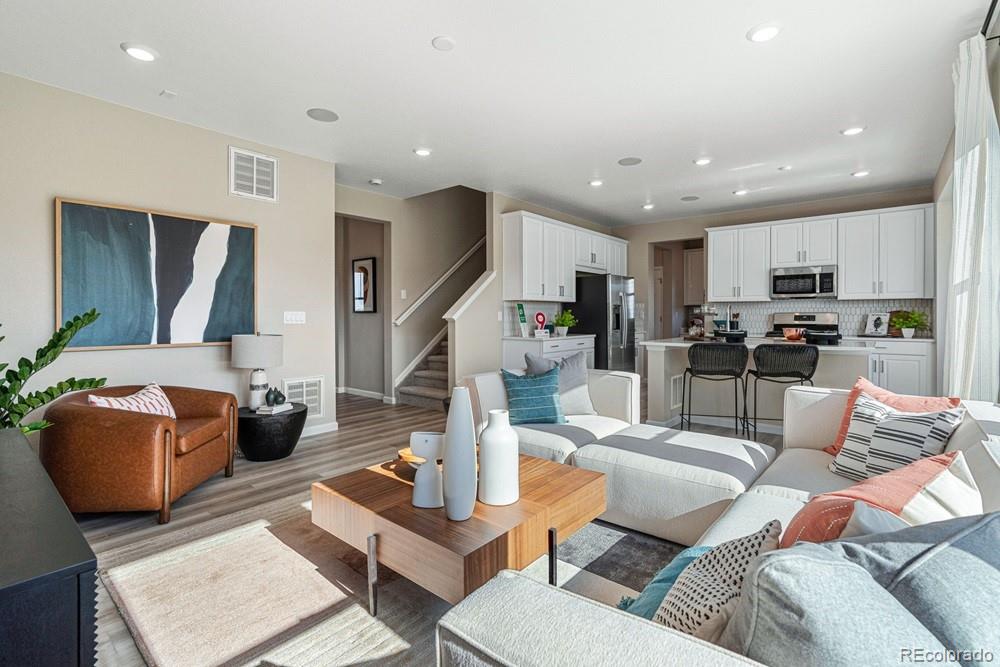 8722 Whiteclover Street Littleton CO 80125