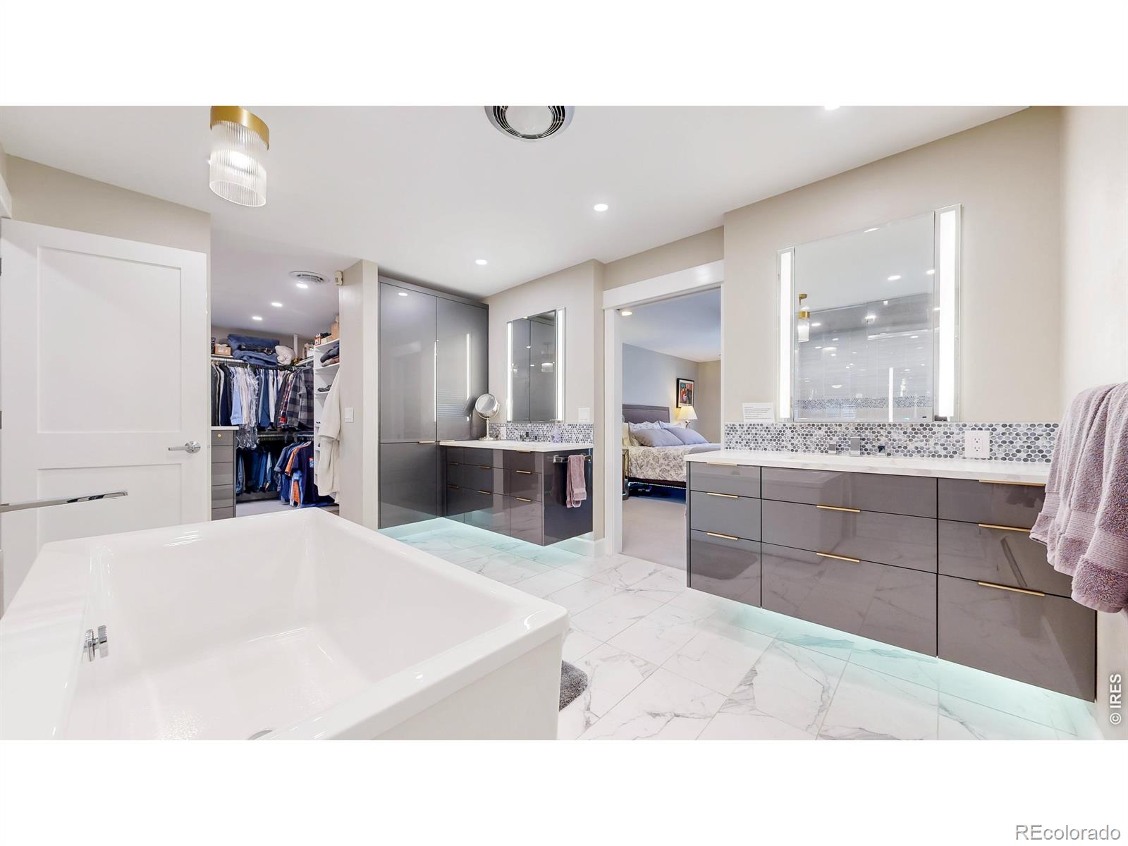 463 Locust Street Denver CO 80220