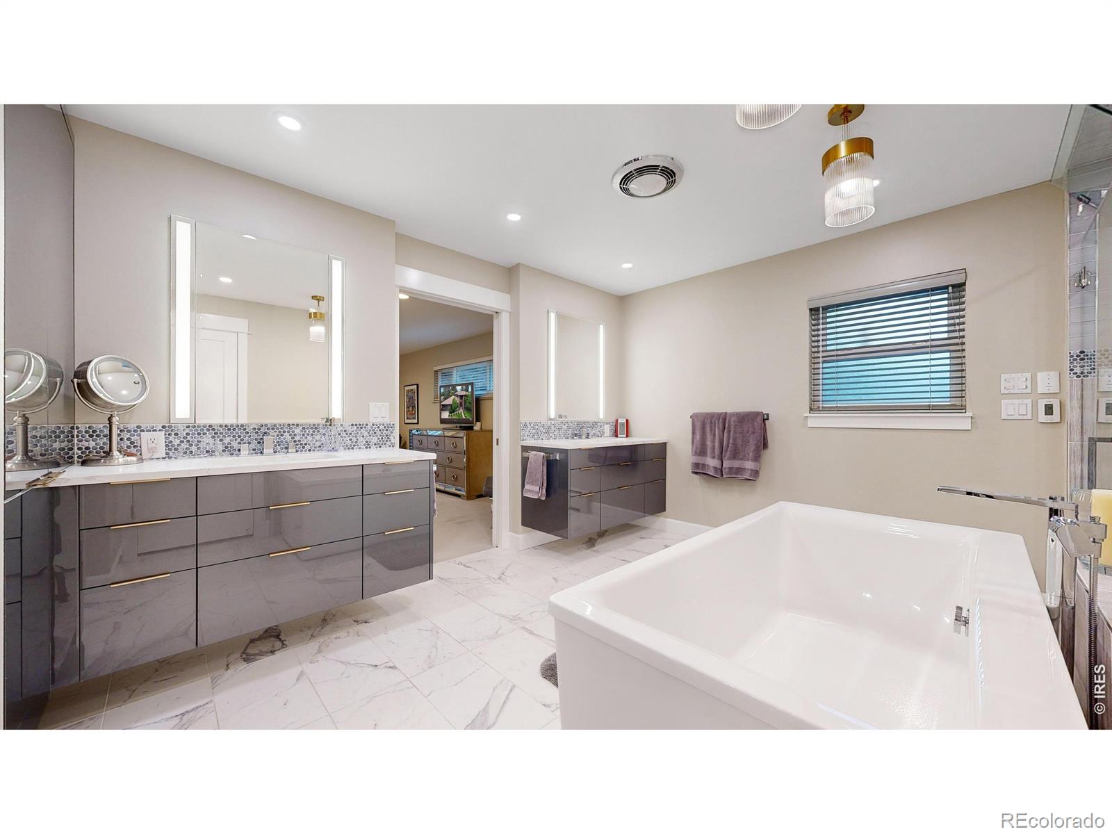 463 Locust Street Denver CO 80220
