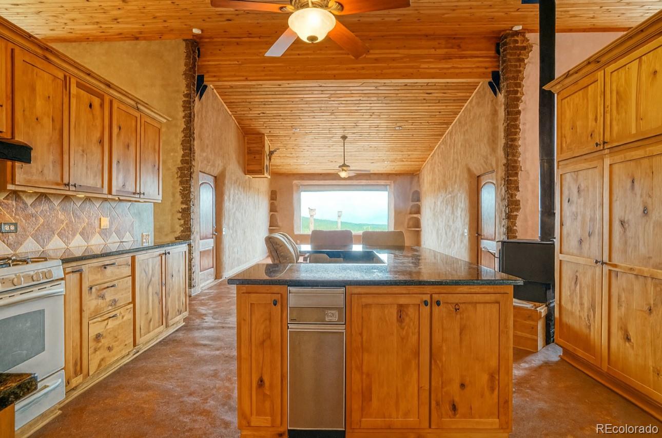 9496 Co Road 328 Westcliffe CO 81252