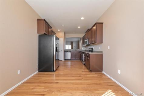 5613 S Elk Court Aurora CO 80016