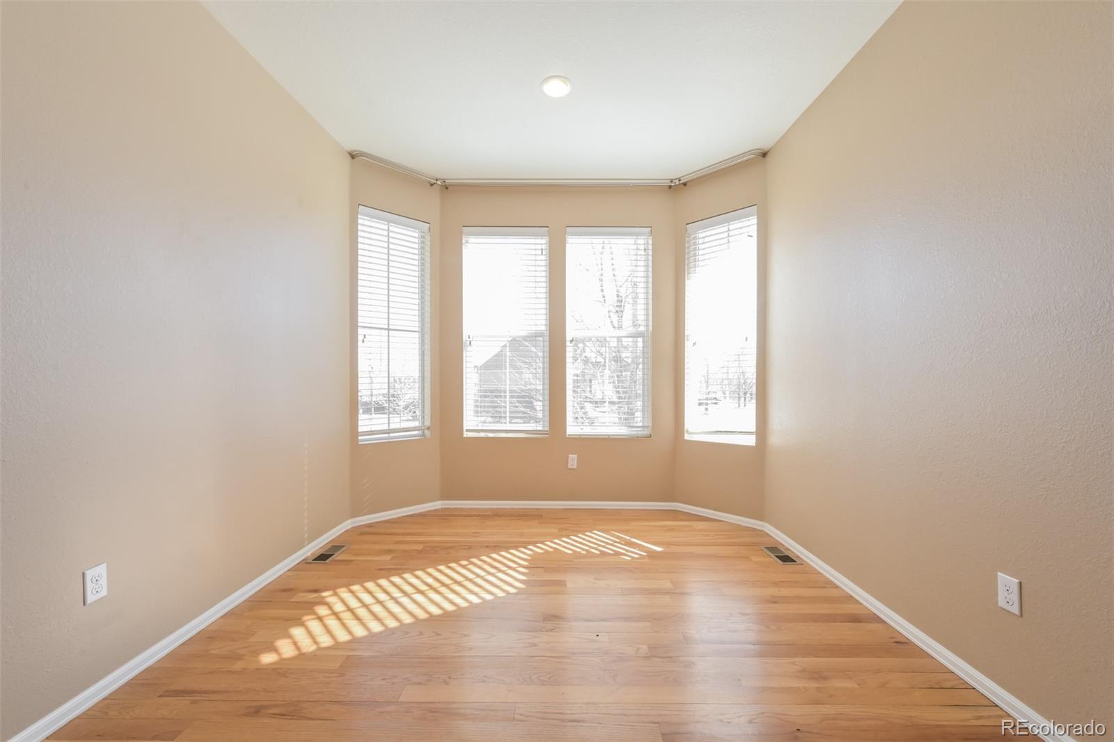 5613 S Elk Court Aurora CO 80016