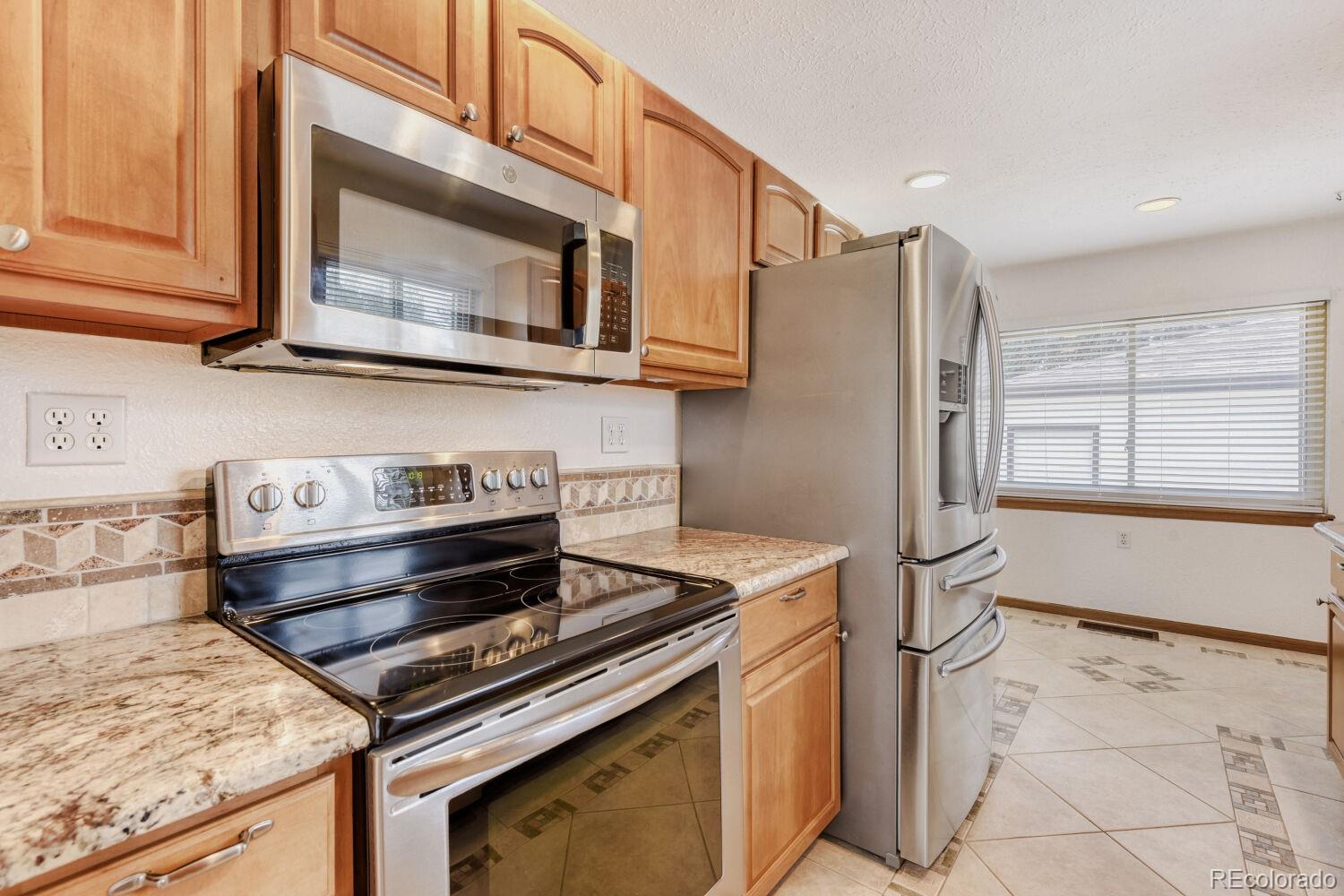 5896 S Lakeview Street Littleton CO 80120