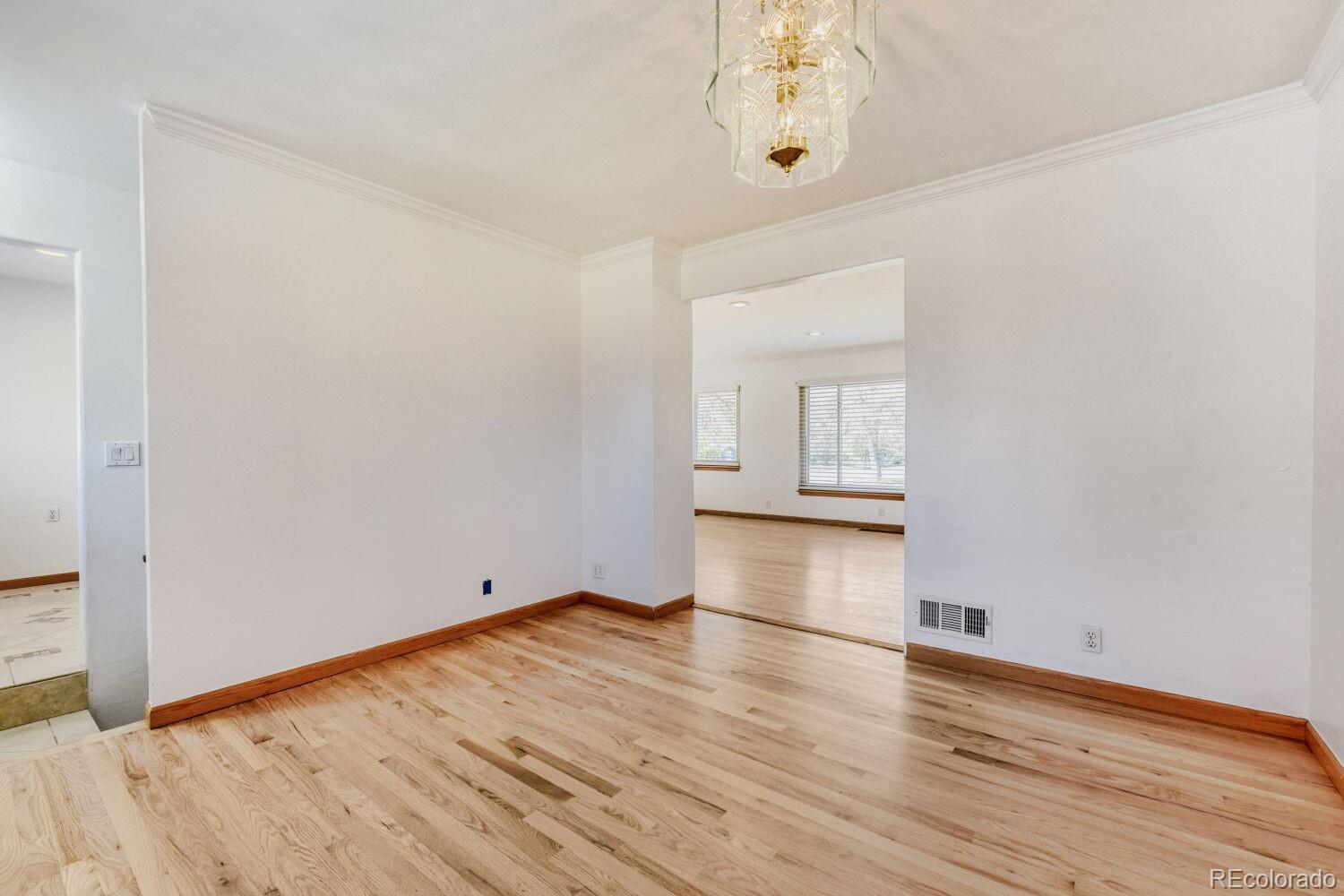 5896 S Lakeview Street Littleton CO 80120