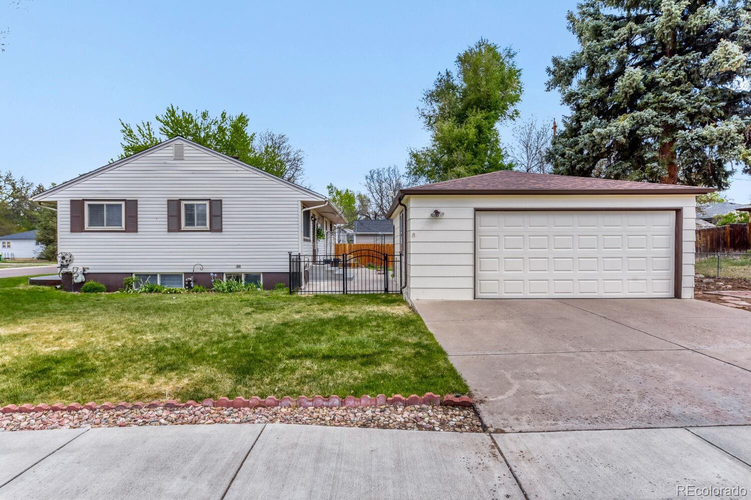 5896 S Lakeview Street Littleton CO 80120