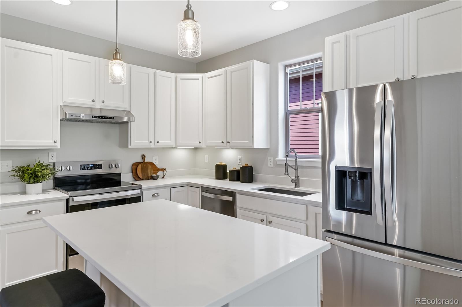 593 Mills Street Lafayette CO 80026