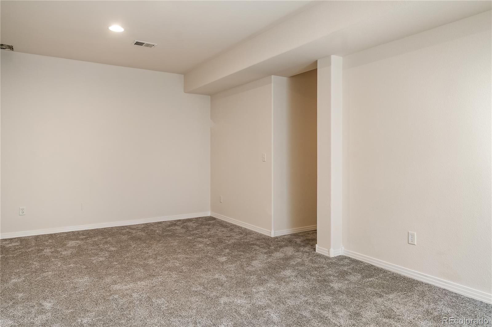 593 Mills Street Lafayette CO 80026