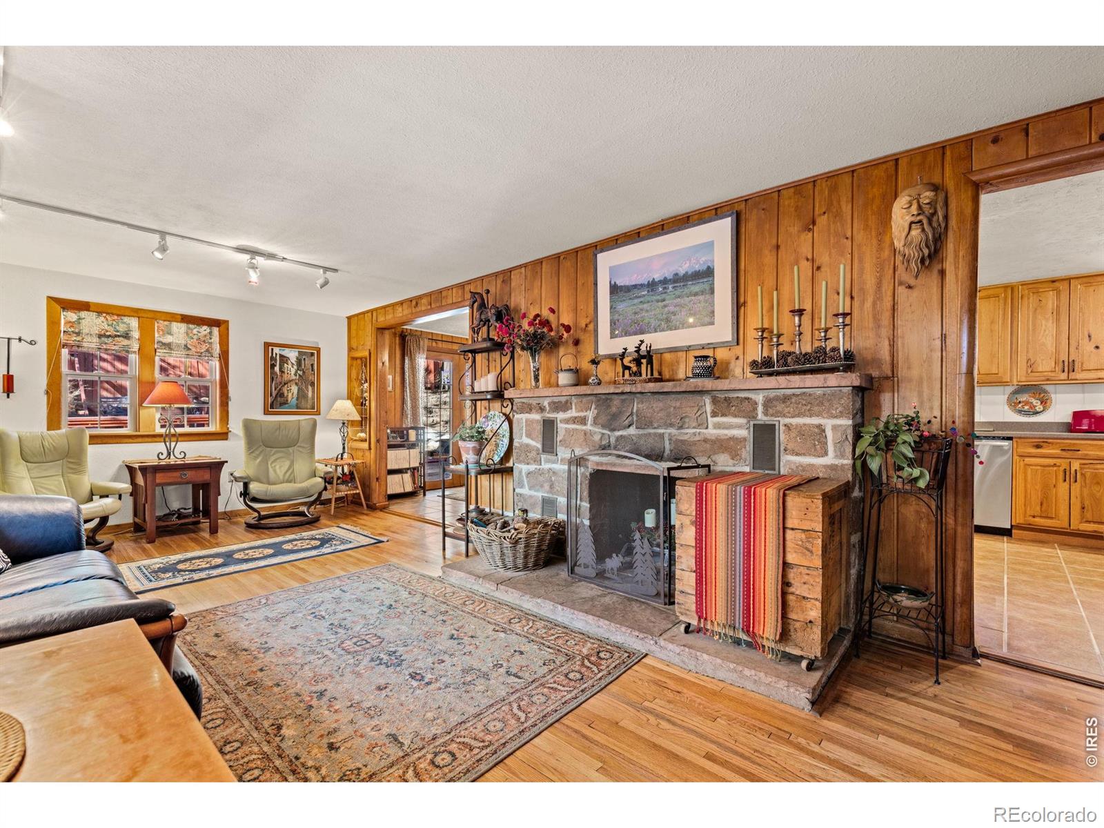 2 King Place Nederland CO 80466
