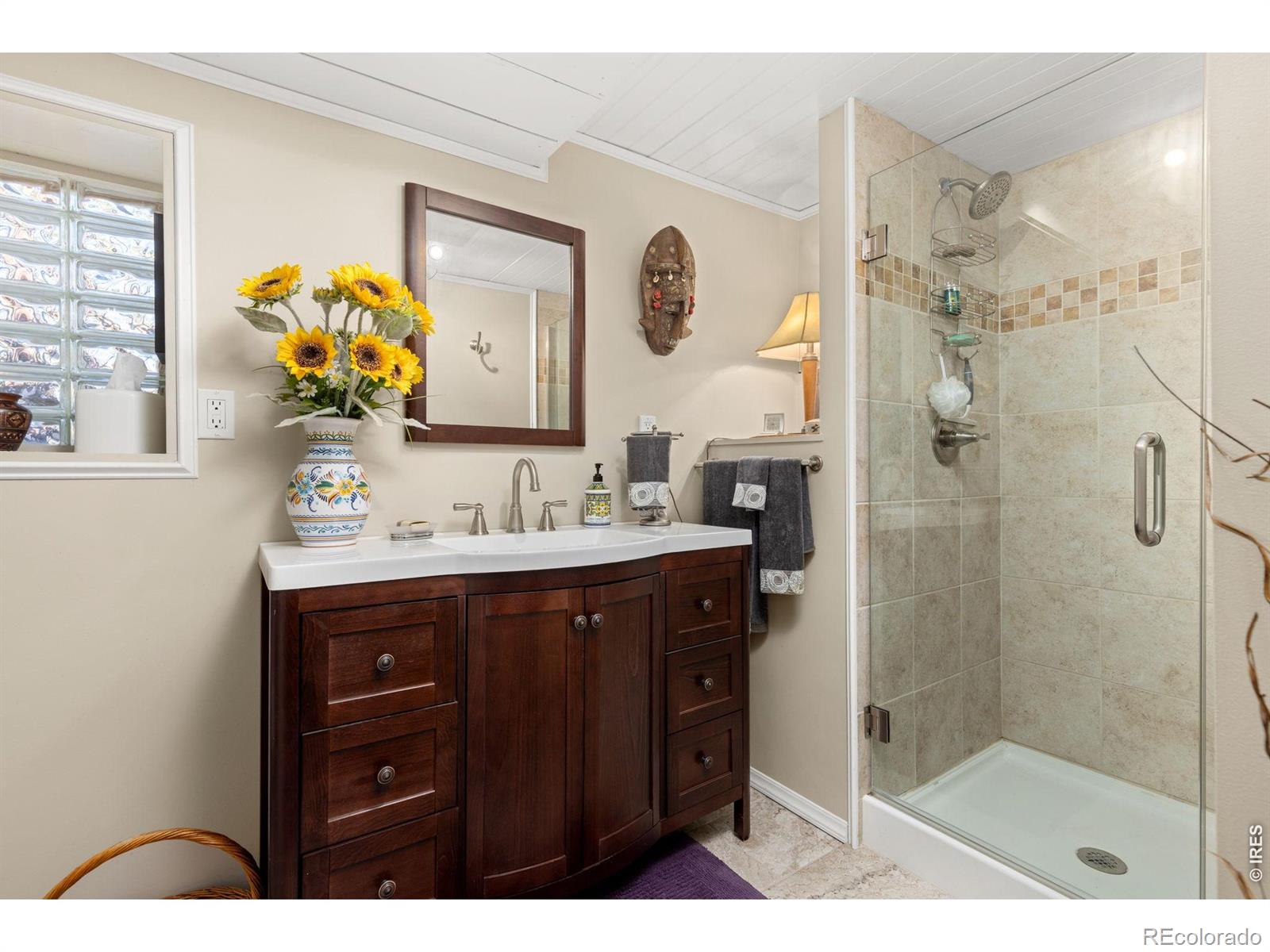 2 King Place Nederland CO 80466
