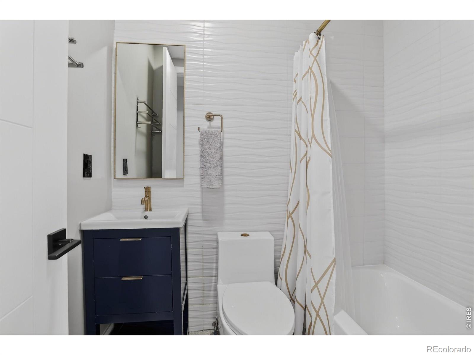 3735 Navajo Street Denver CO 80211