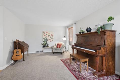 8015 W Calhoun Place Littleton CO 80123