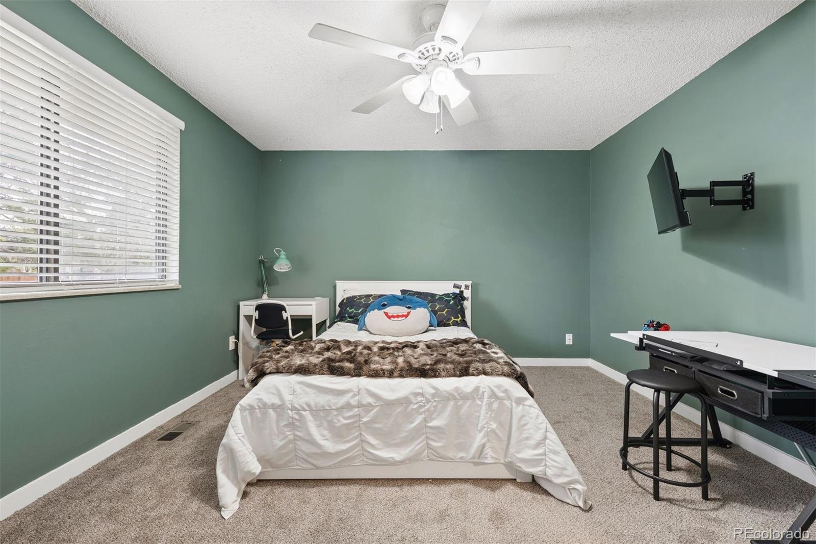 8015 W Calhoun Place Littleton CO 80123