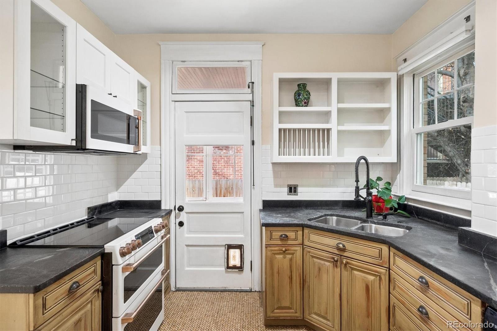 801 E 10th Avenue Denver CO 80218