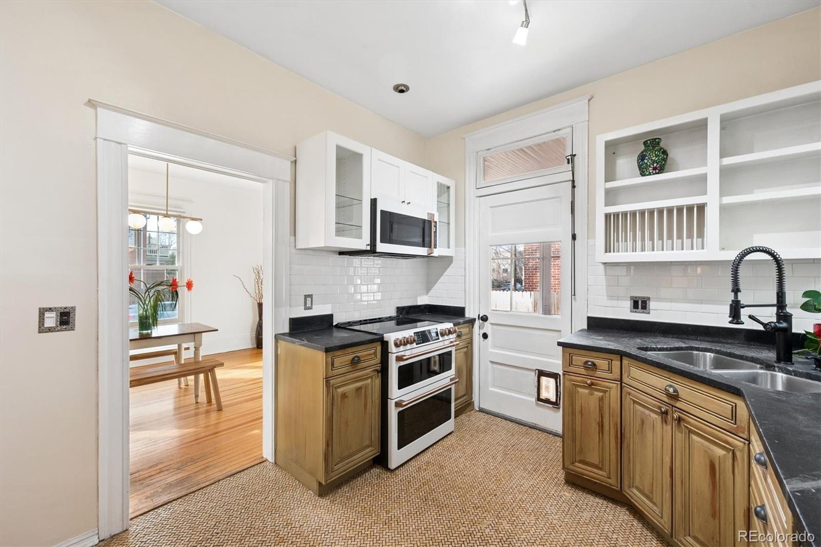 801 E 10th Avenue Denver CO 80218