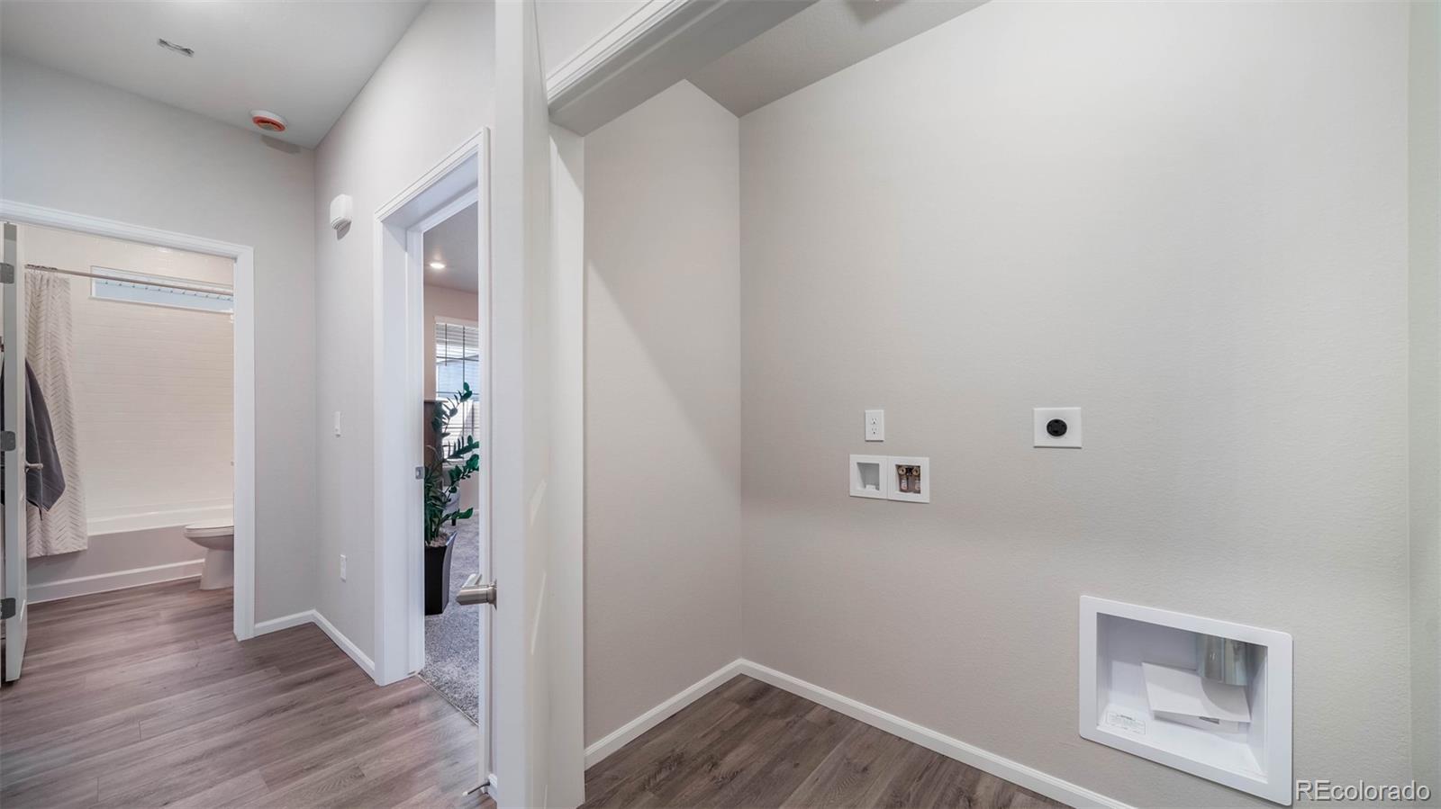 21875 E 51st Drive Aurora CO 80019