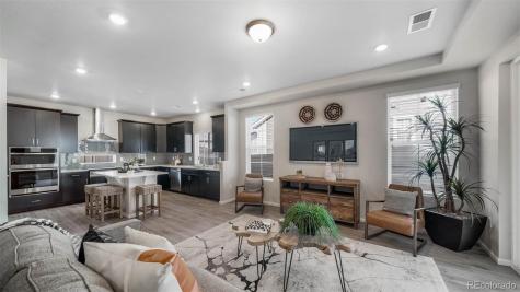 21875 E 51st Drive Aurora CO 80019