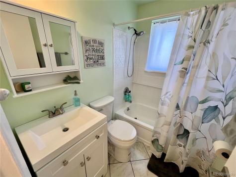 8423 Chase Street Arvada CO 80003