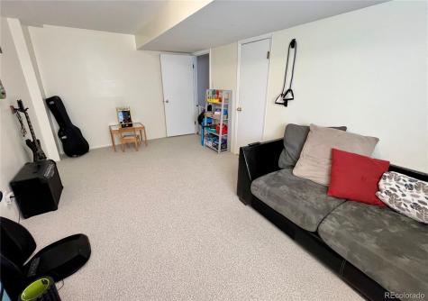 8423 Chase Street Arvada CO 80003