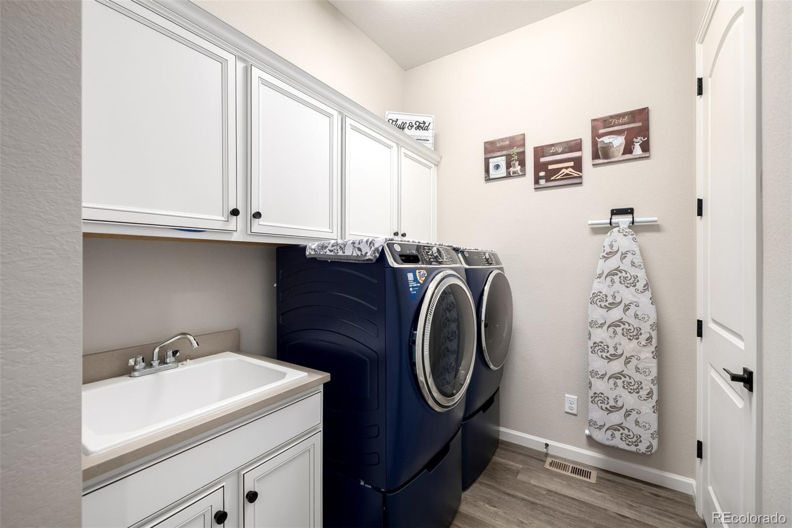 2812 Keepsake Way Castle Rock CO 80109