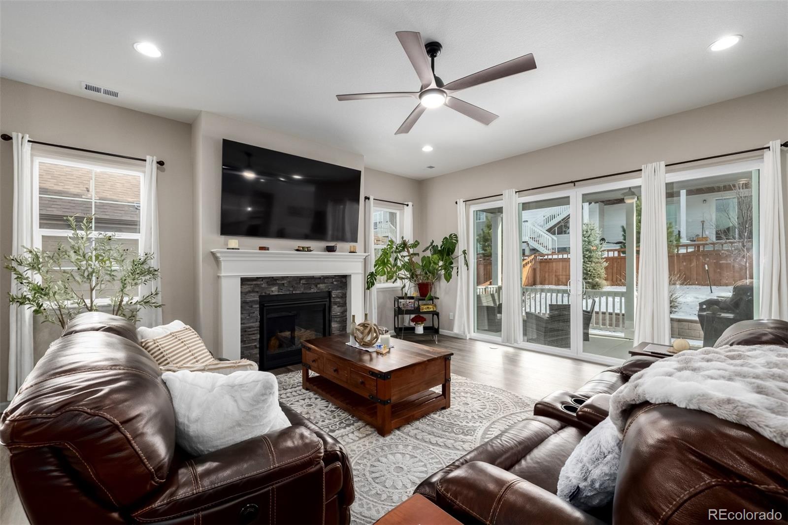 2812 Keepsake Way Castle Rock CO 80109