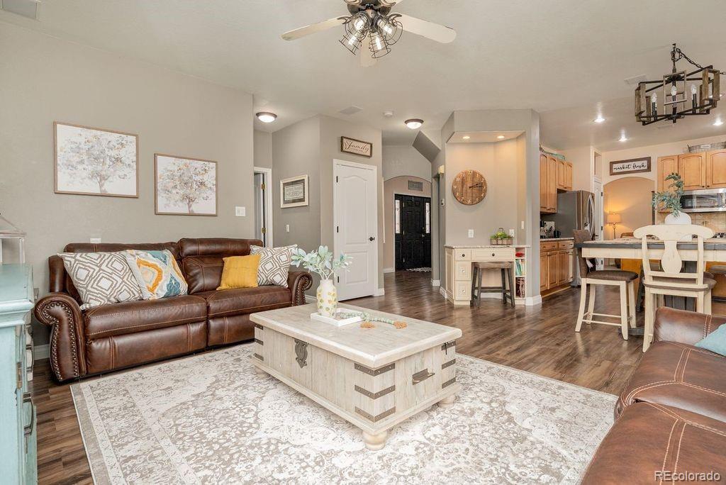 9724 Red Oakes Place Highlands Ranch CO 80126