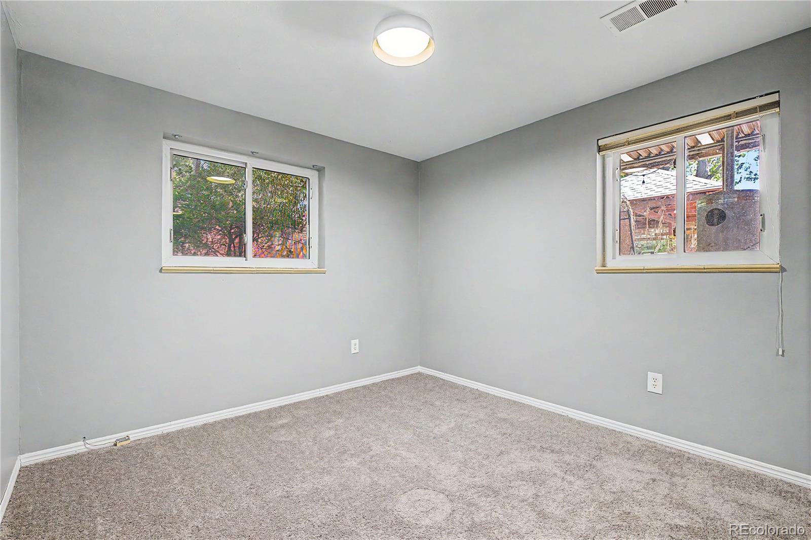 2450 S Jamaica Street Aurora CO 80014