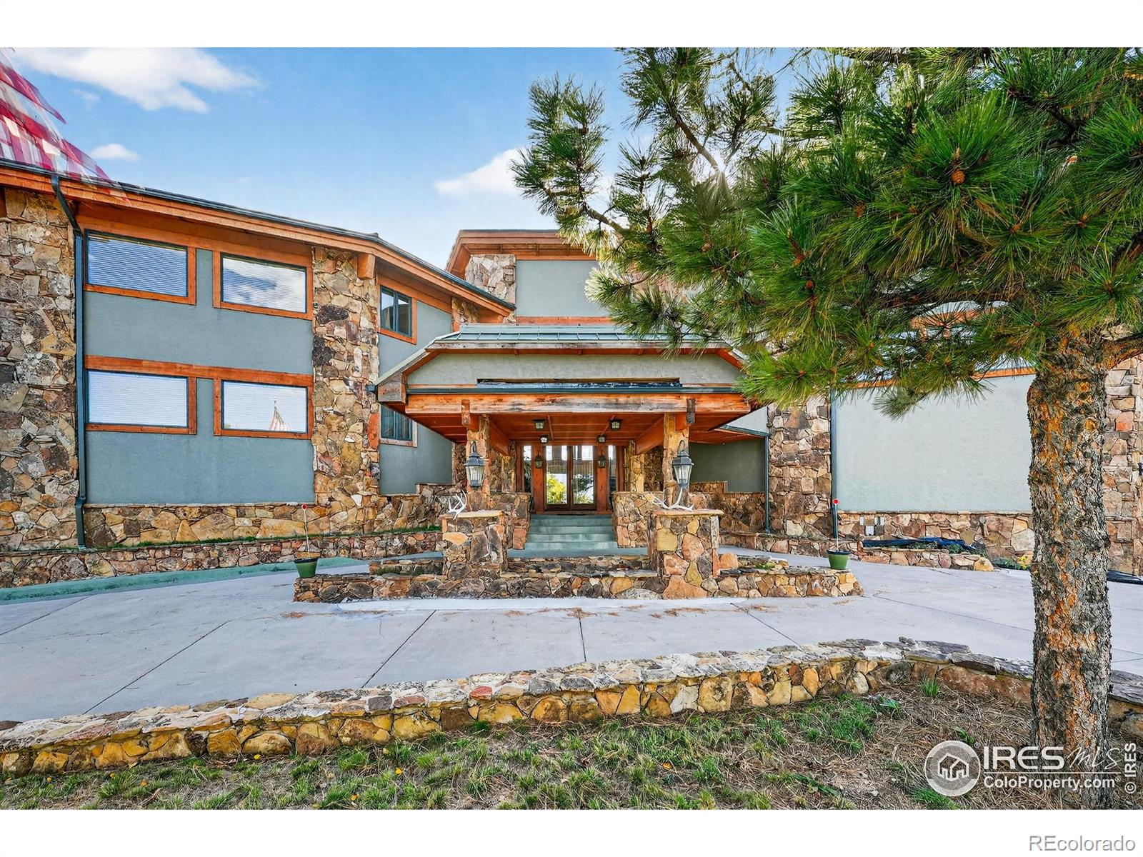 14900 Elk Mountain Trail Littleton CO 80127