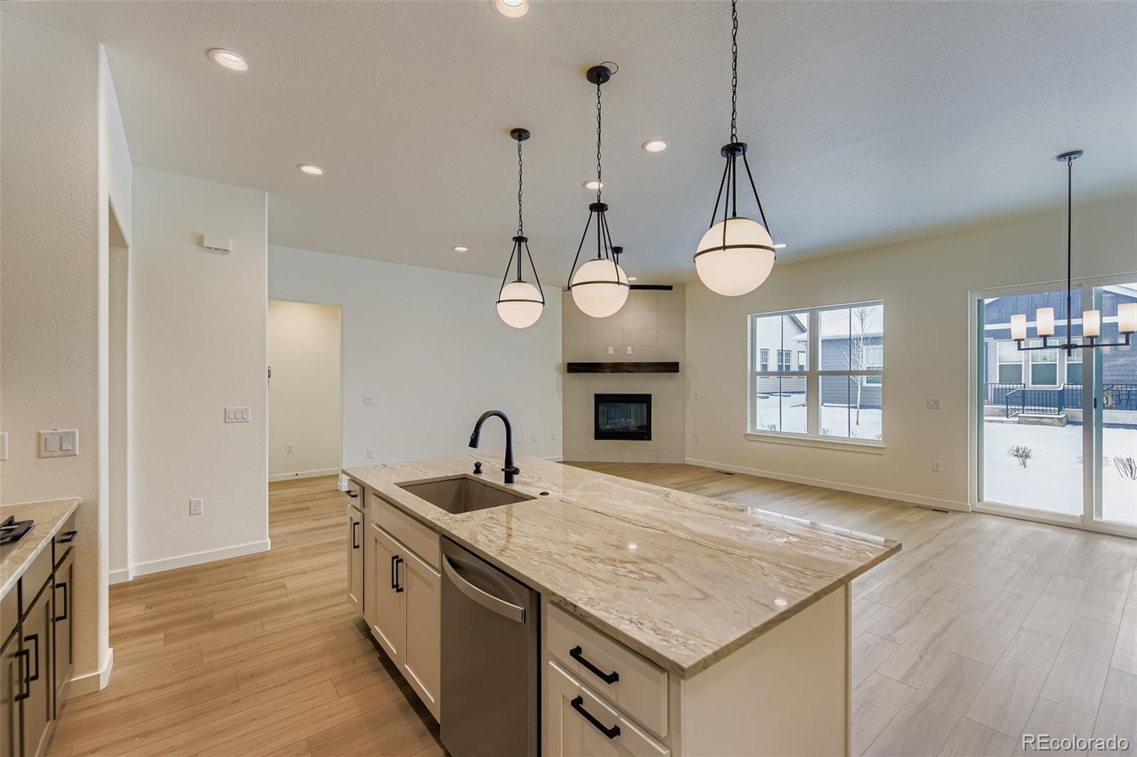 8942 S Riviera Way Aurora CO 80016