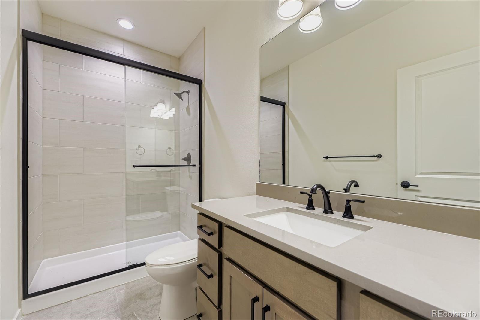 8942 S Riviera Way Aurora CO 80016