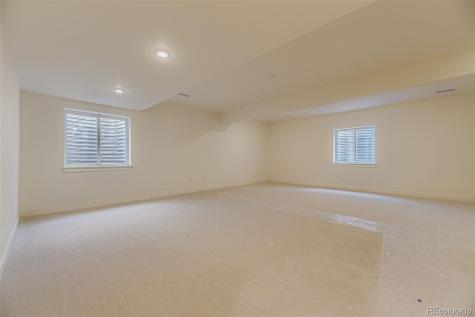 8942 S Riviera Way Aurora CO 80016