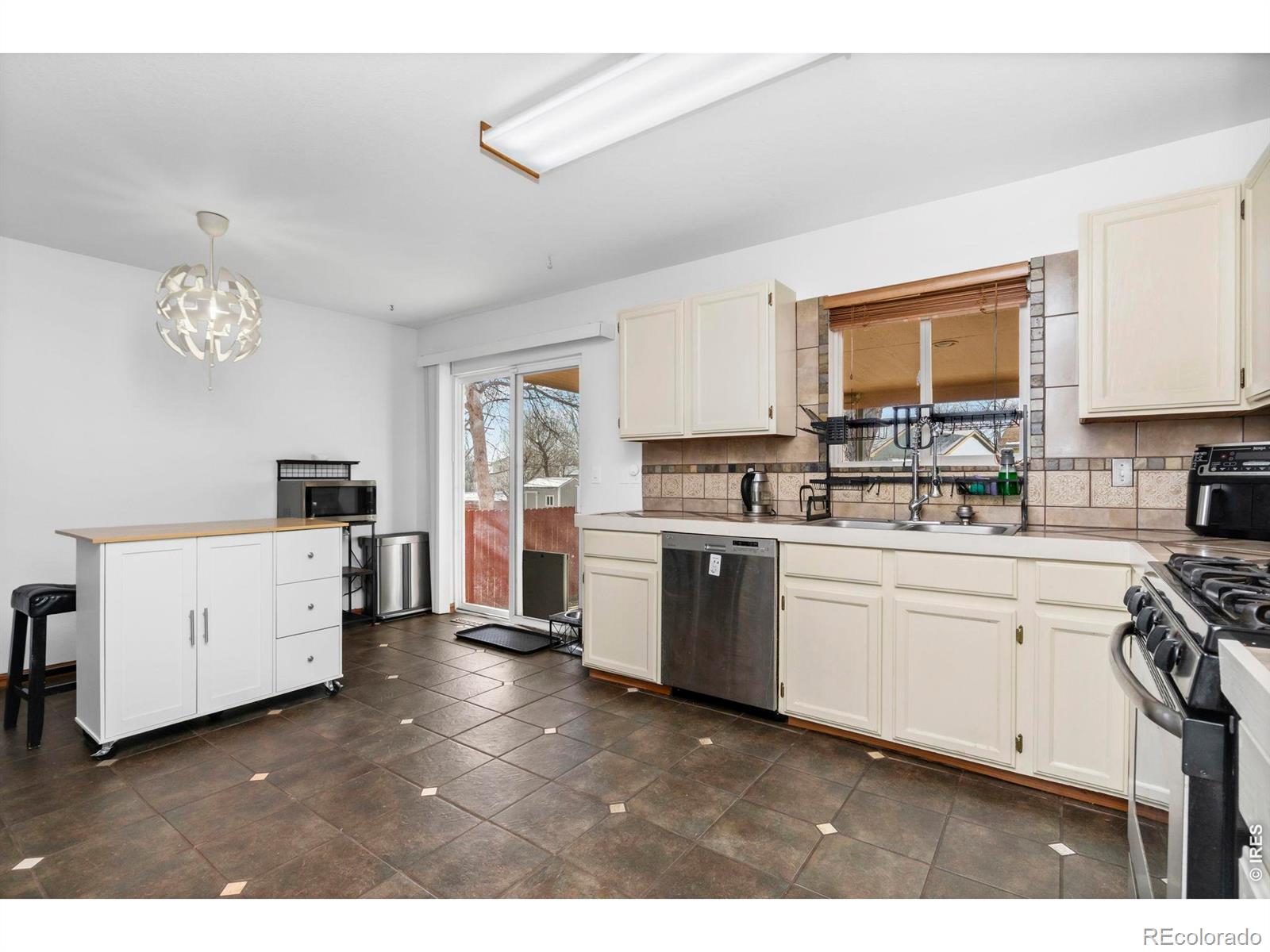 4437 N Lincoln Avenue Loveland CO 80538