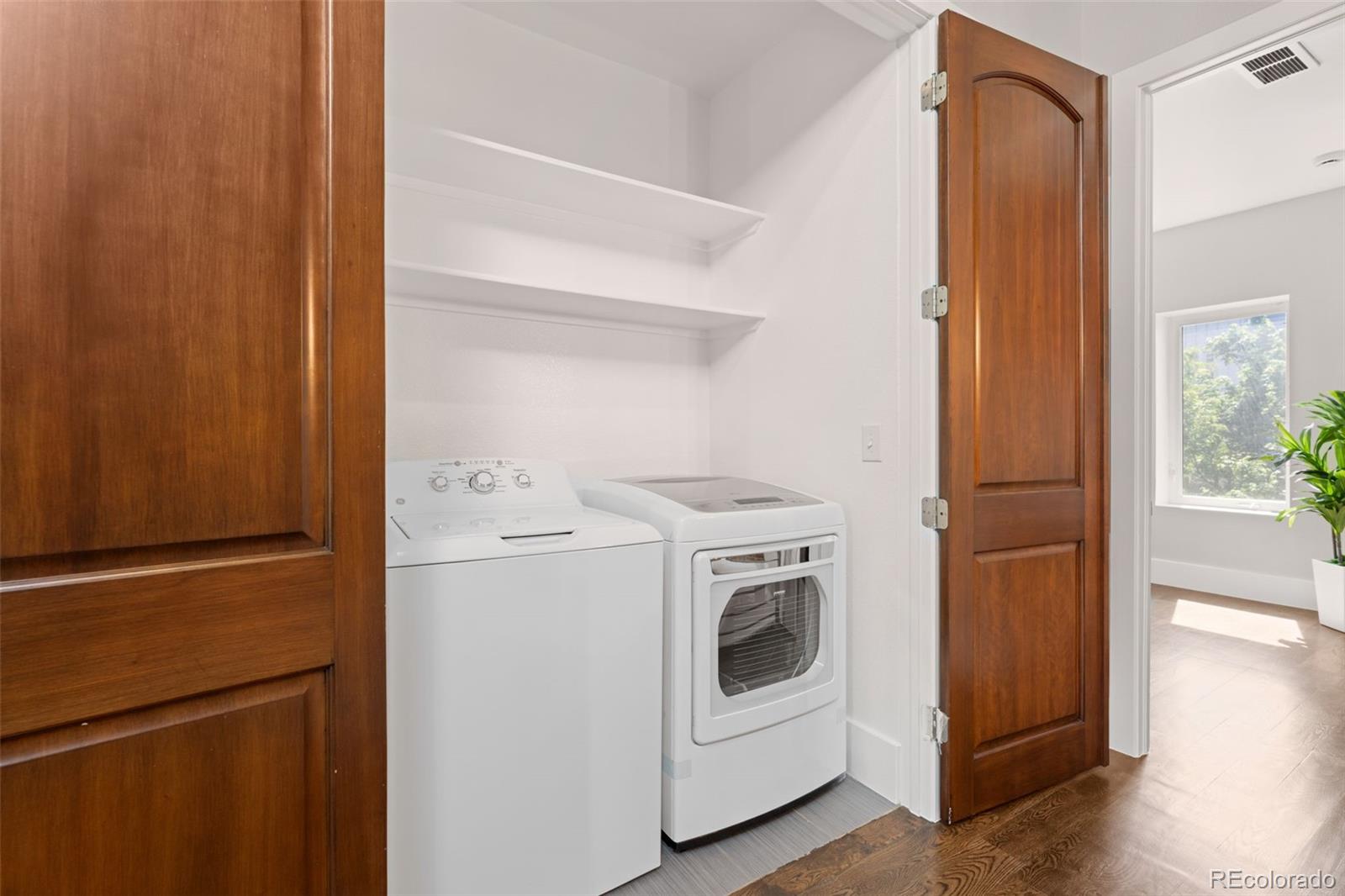 2521 Lawrence Street Denver CO 80205