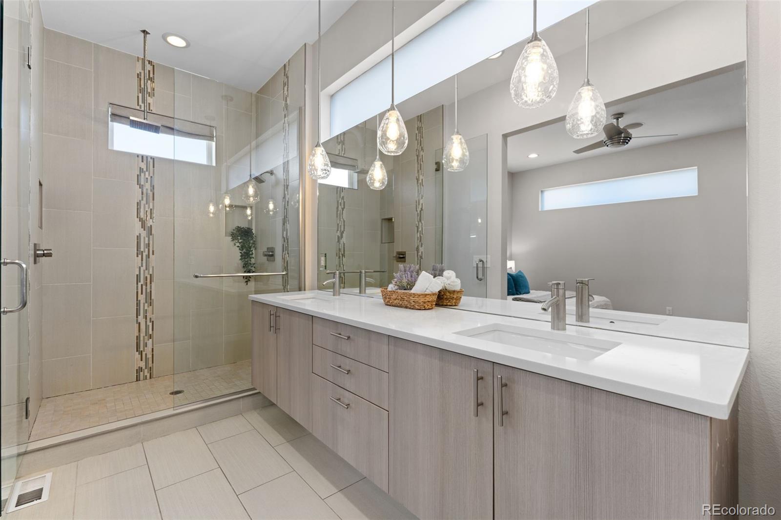 2521 Lawrence Street Denver CO 80205