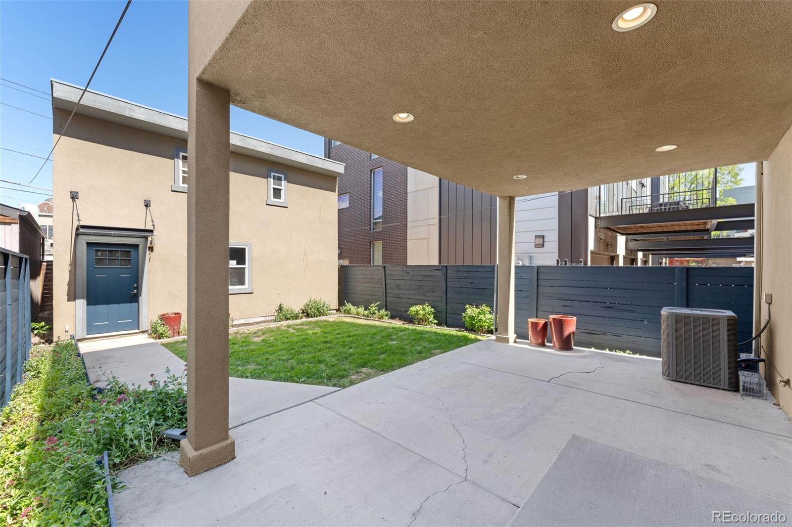 2521 Lawrence Street Denver CO 80205